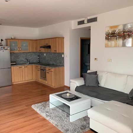 Vienna Gate Apartment Bratislava Esterno foto